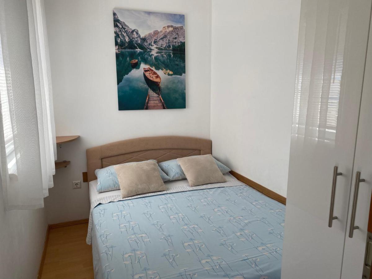 Apartmani Vera พรีมอชเตน ภายนอก รูปภาพ